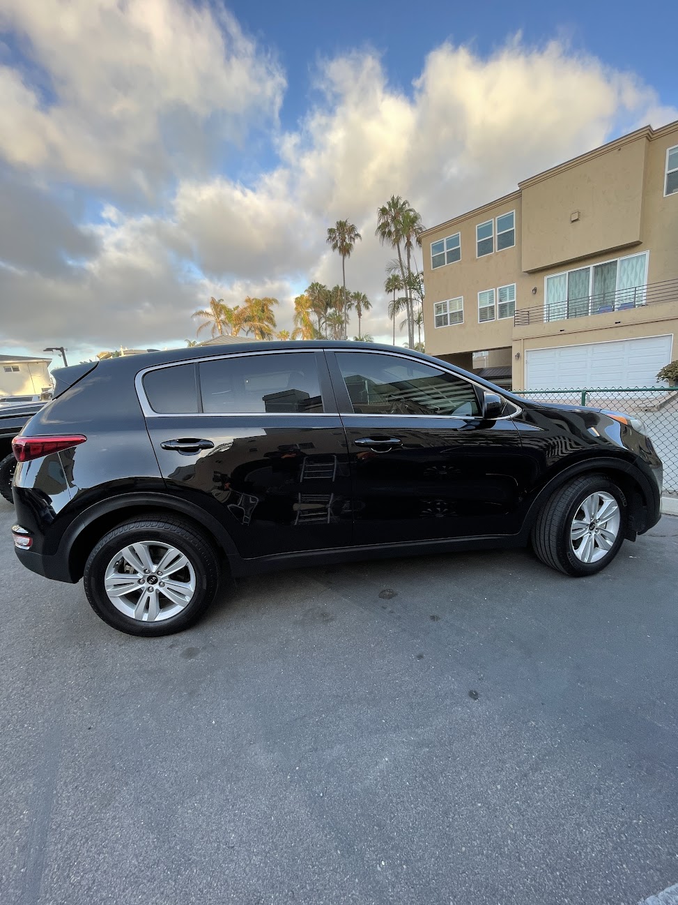 Kia Sportage side profile after a Pacific Beach mobile detail, San Diego