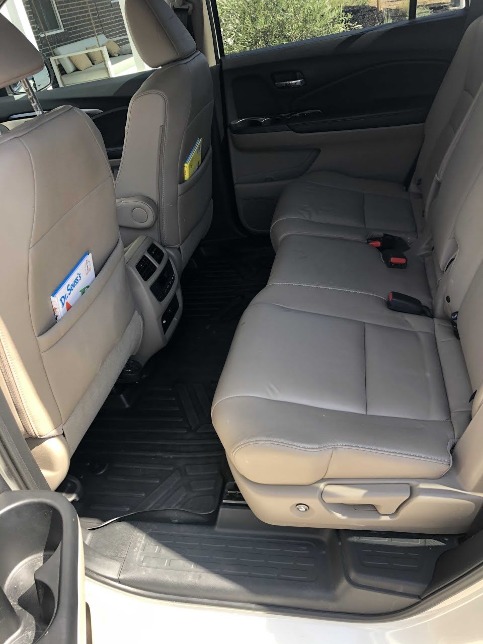 The same Honda Pilot back seat after a full interior detail