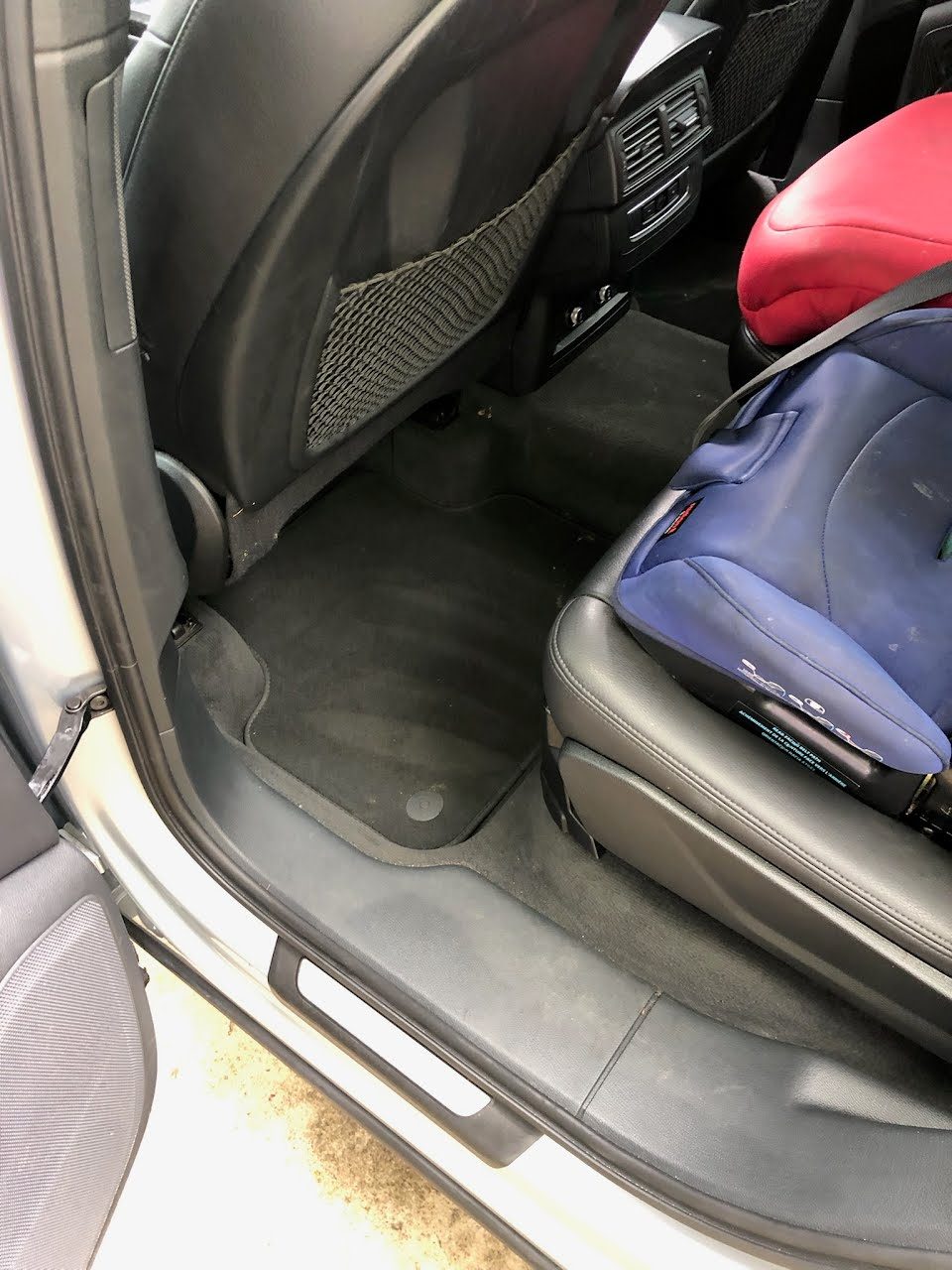 The same family SUV interior after a full interior detail