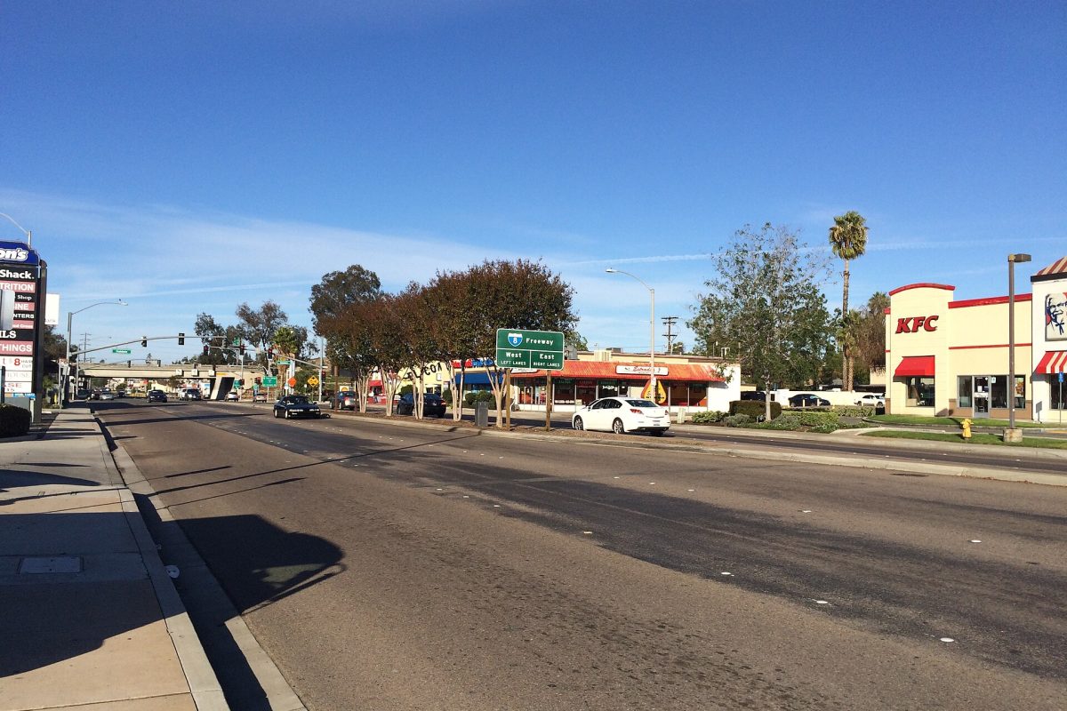 Main boulevard through El Cajon, a mobile auto detailing service area
